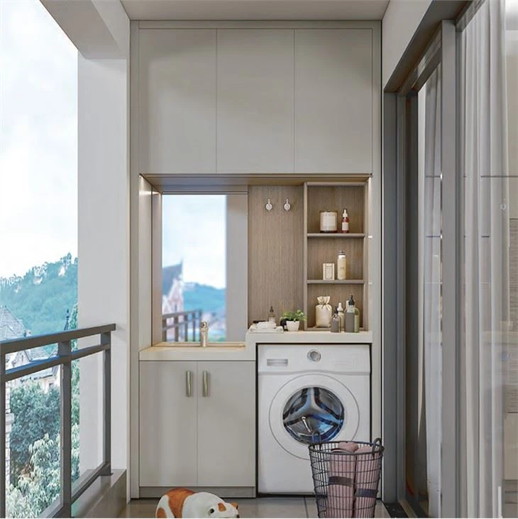 Armoire de balcon familiale