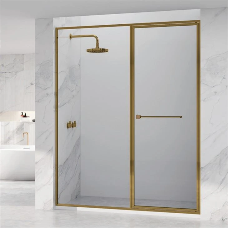 Salle de douche à forme unique