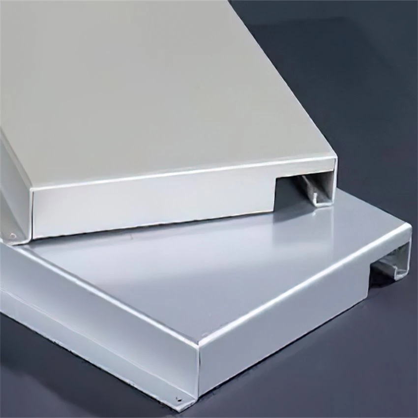 Plafond suspendu en aluminium-