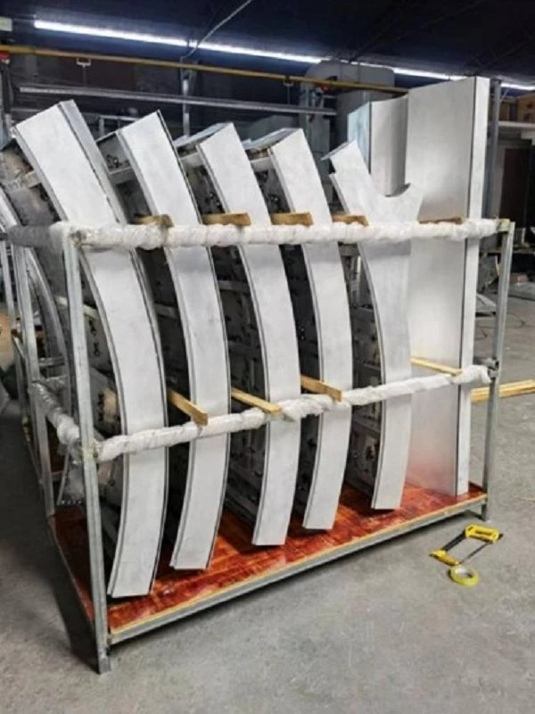 Hong Kong Tuen Mun Double-Curved Copper Panel1